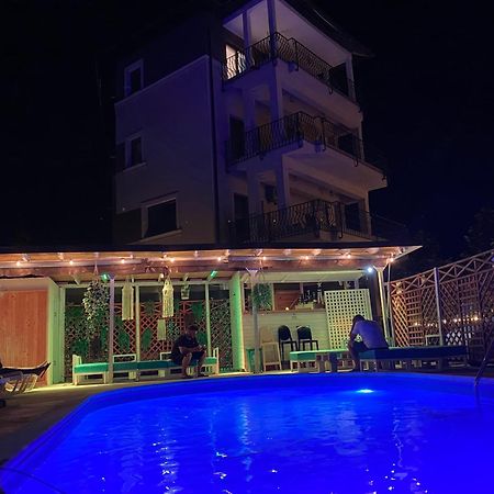 Breeze Villa Mamaia Nord Năvodari Eksteriør billede
