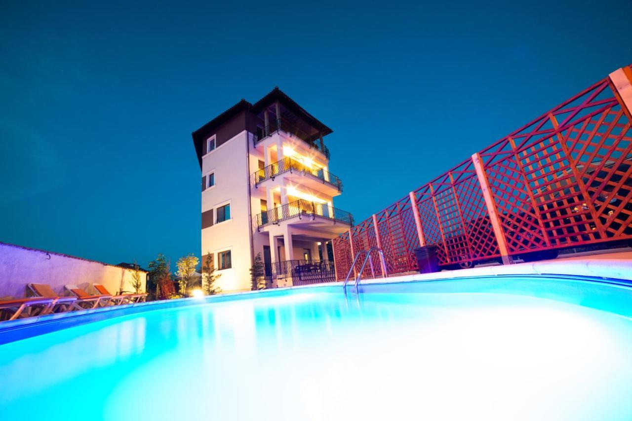 Breeze Villa Mamaia Nord Năvodari Eksteriør billede