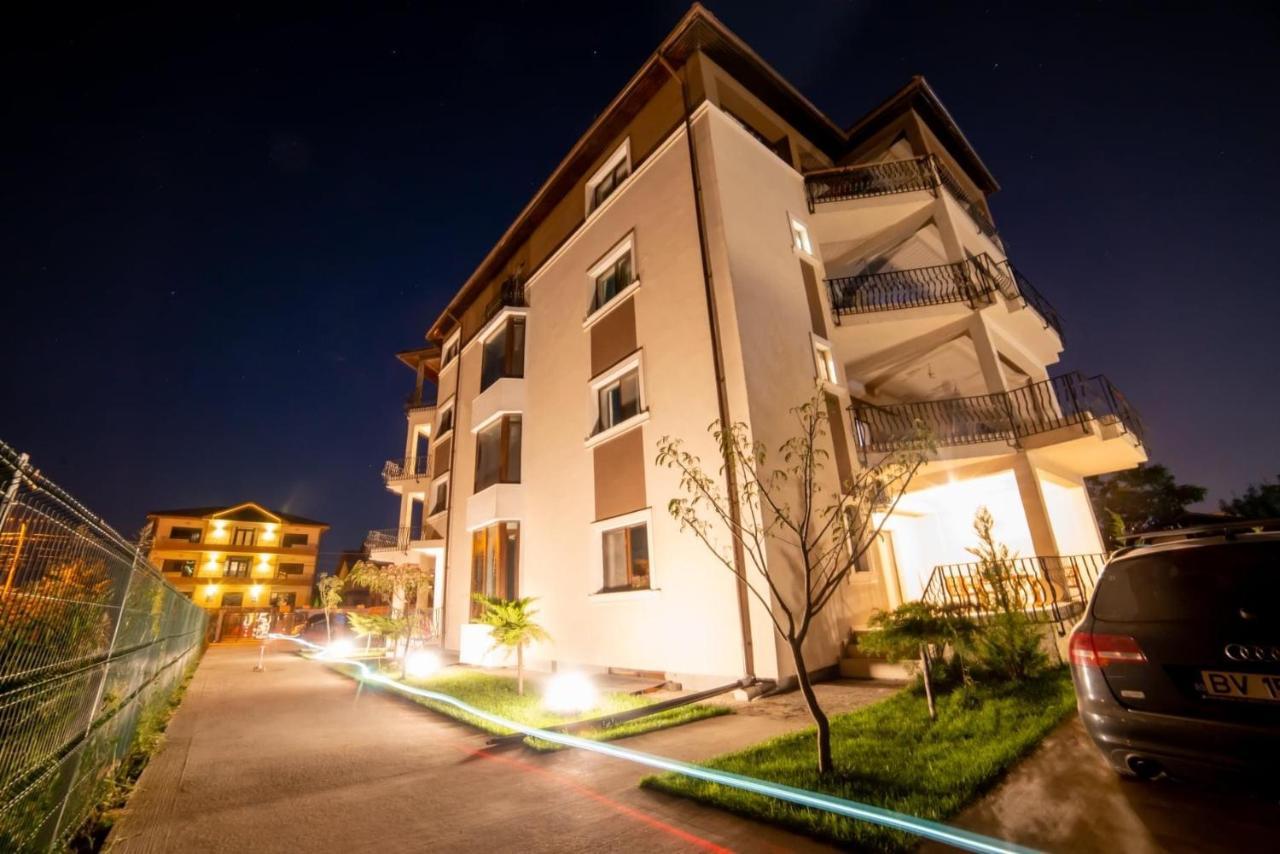 Breeze Villa Mamaia Nord Năvodari Eksteriør billede