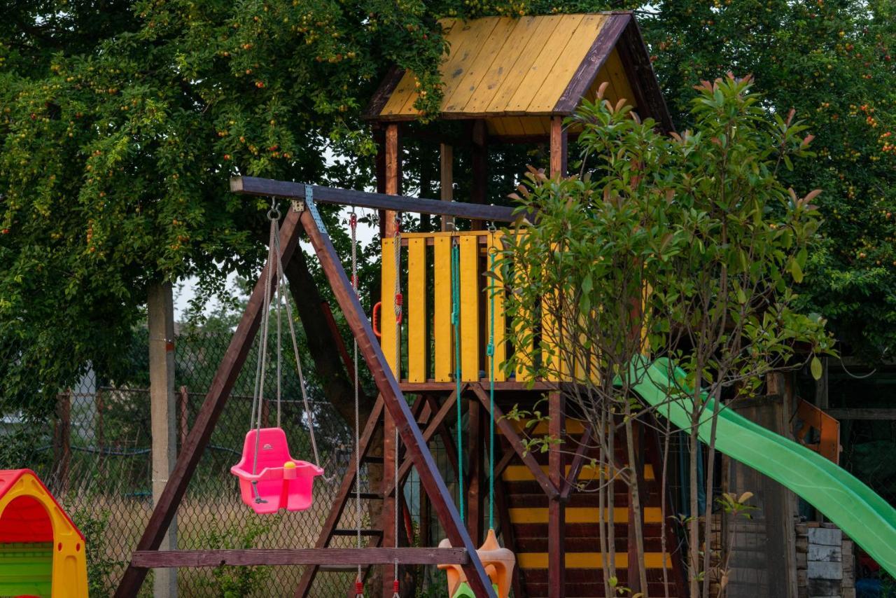 Breeze Villa Mamaia Nord Năvodari Eksteriør billede