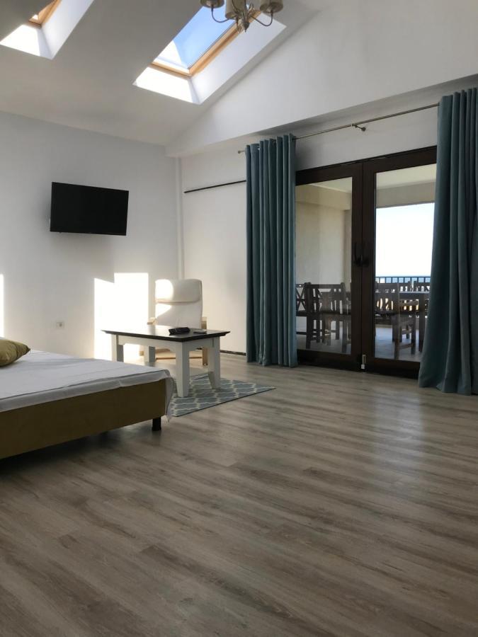 Breeze Villa Mamaia Nord Năvodari Eksteriør billede