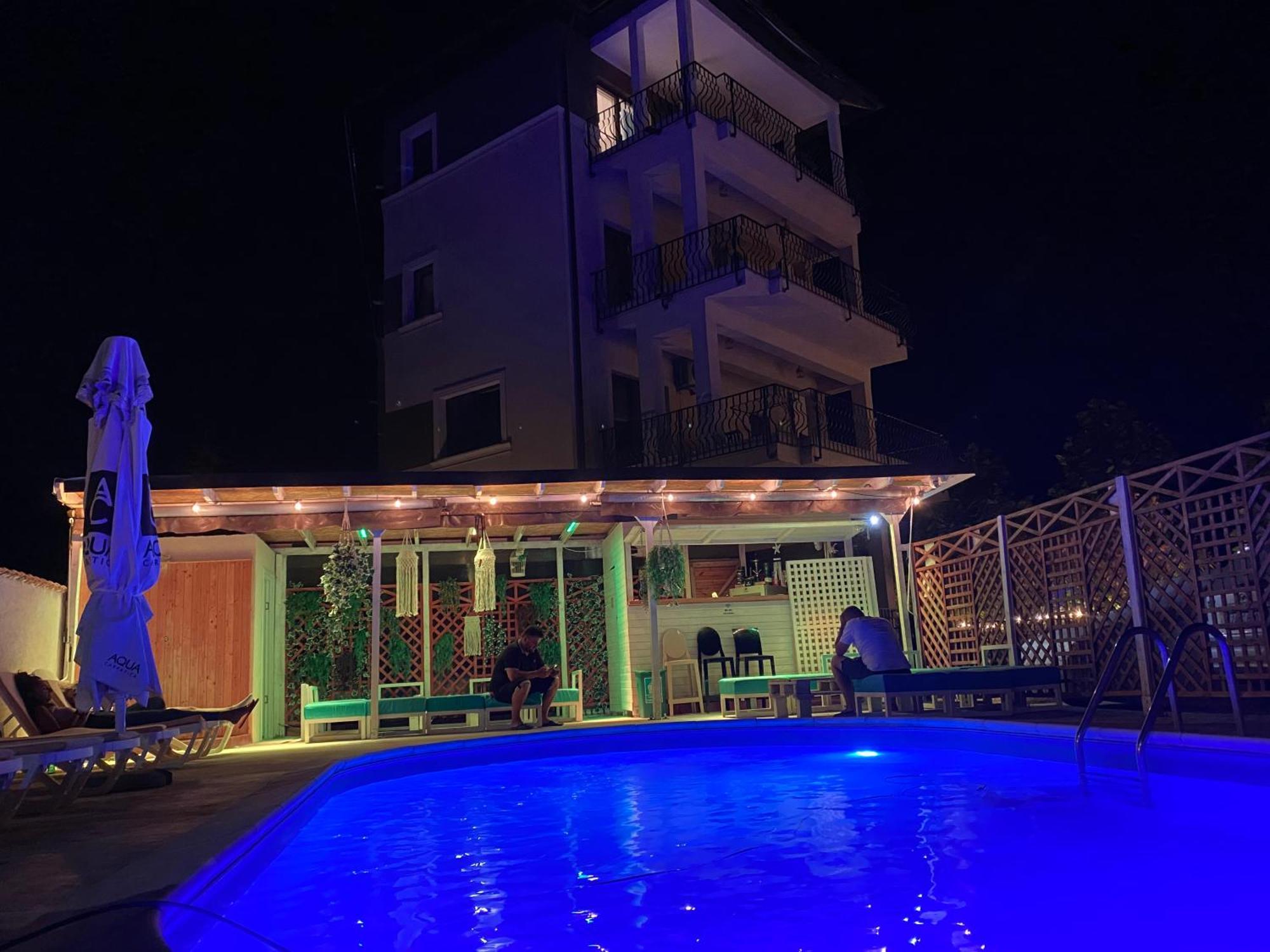 Breeze Villa Mamaia Nord Năvodari Eksteriør billede