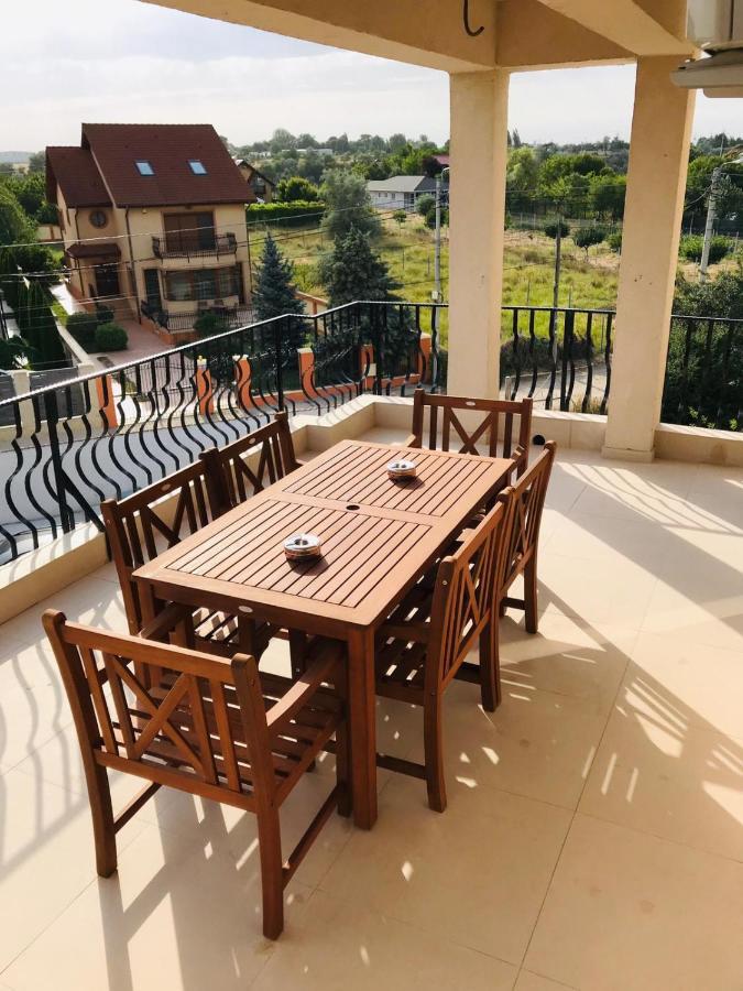 Breeze Villa Mamaia Nord Năvodari Eksteriør billede