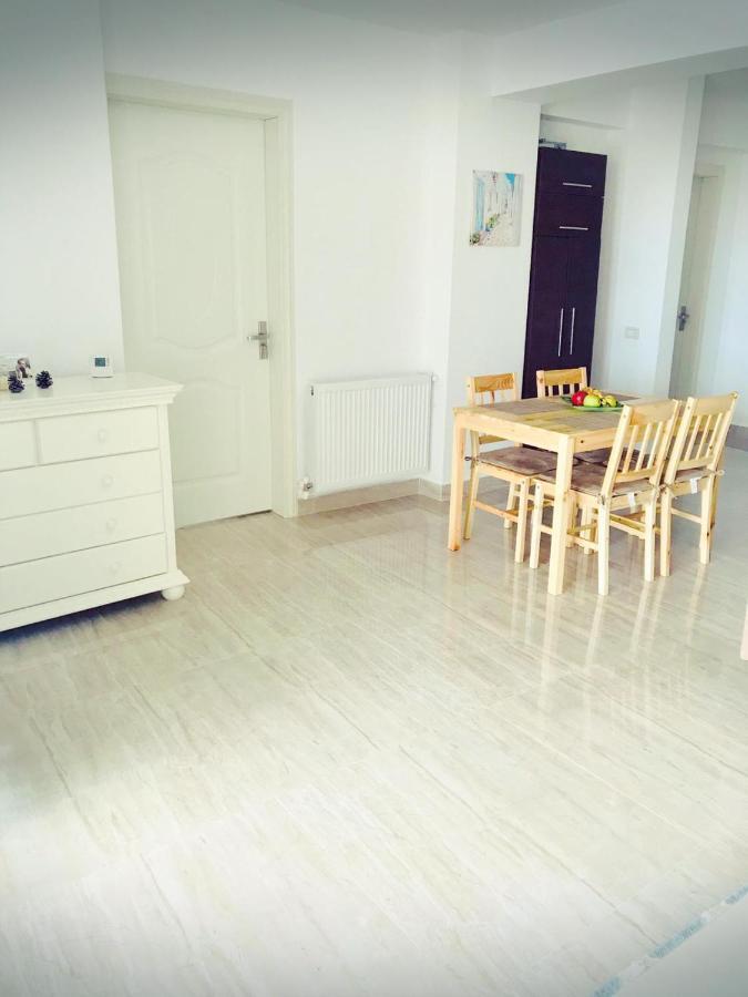Breeze Villa Mamaia Nord Năvodari Eksteriør billede